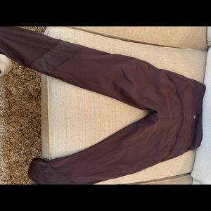 Maroon Lululemon leggings